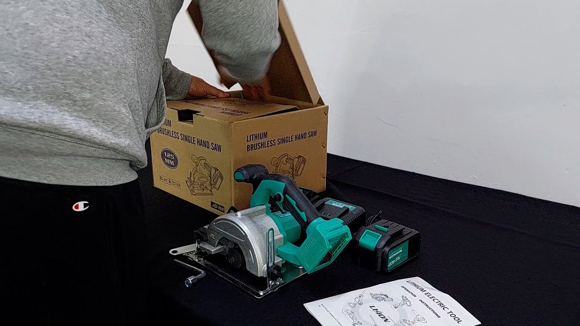 Aku kružna pila GK 24v 5.0ah - EuroShop